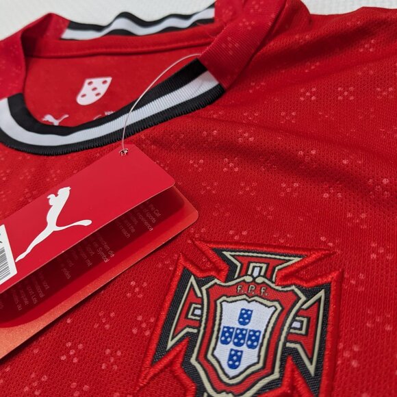 Ronaldo #7 Home Red Portugal Youth Puma Kit - Picture 7 of 16